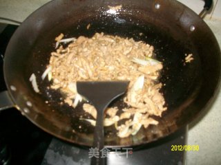 彩椒肉丝烧豇豆的做法步骤：8
