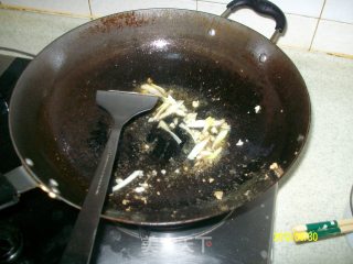 彩椒肉丝烧豇豆的做法步骤：9