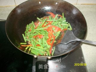 彩椒肉丝烧豇豆的做法步骤：12