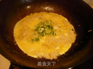 【糖尿病人独享的健康美食】豆渣炒鸡蛋的做法步骤：4