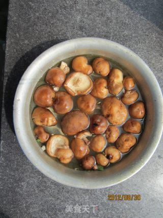 香菇油菜的做法步骤：2