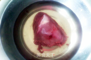 土豆牛肉蒸米饭的做法步骤：1