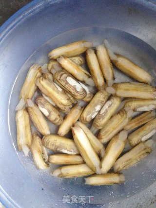 辣炒蛏子的做法步骤：1