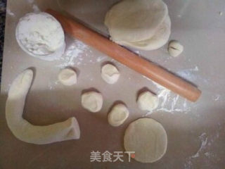 白菜猪肉水饺的做法步骤：8