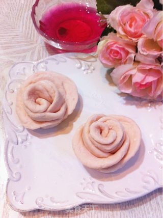 "心情美食"玫瑰花型馒头－唯美花卷的做法步骤：11