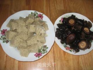烤麸香菇黑木耳的做法步骤：3