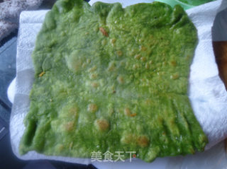 菠菜胡萝卜卷的做法步骤：8