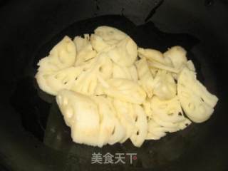 葱花藕片的做法步骤：4