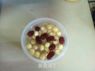 乌鸡汤的做法步骤：2