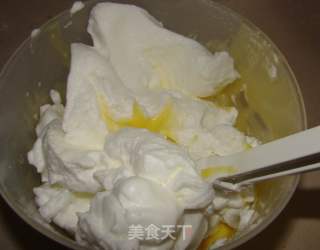 红曲大理石戚风蛋糕的做法步骤：9