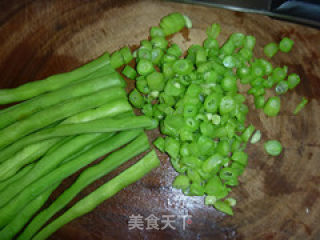 猪肉豆角馅饼的做法步骤：4