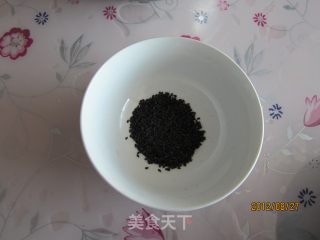 补肾的佳品---黑粥的做法步骤：3
