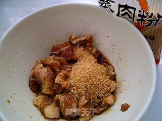 香辣粉蒸肉的做法步骤：3