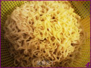 美味香软小炒面的做法步骤：4