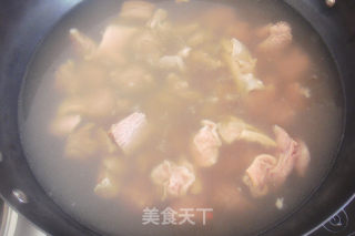 萝卜炖牛腩的做法步骤：2