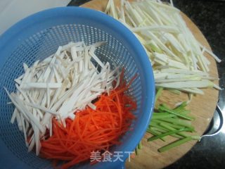 茭白素丝的做法步骤：2