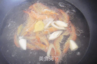 白灼基围虾---小妞之爱的做法步骤：3
