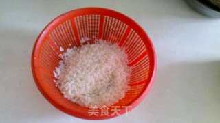 家常糯米蒸排骨的做法步骤：1