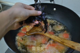 秋季暖身汤-【番茄虾皮蛋花汤】的做法步骤：5