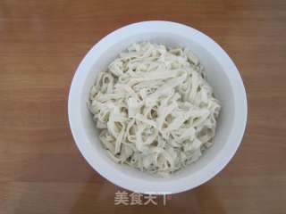 西红柿鸡蛋手擀面的做法步骤：4