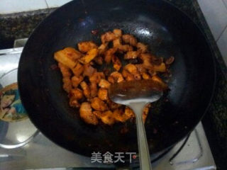 回锅肉的做法步骤：5