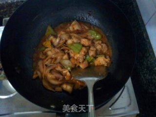 回锅肉的做法步骤：7