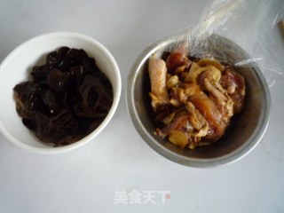 木耳蒸鸡的做法步骤：4