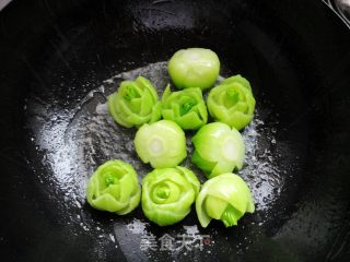 张炎家创意菜之一------浇汁青菜花的做法步骤：8