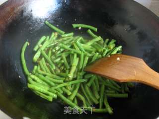 豇豆焖饭的做法步骤：3