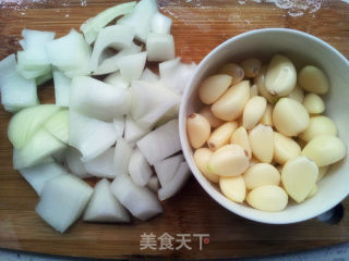 蒜蓉辣酱的做法步骤：2