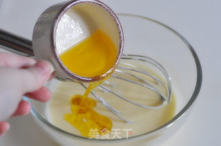 酸奶蛋糕的做法步骤：2