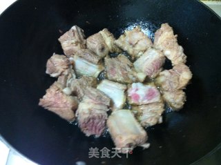 糖醋排骨的做法步骤：3