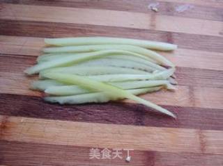 让孩子爱上吃菜——紫菜蔬菜卷的做法步骤：5