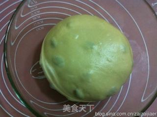 爆軟爆好吃的葡萄乾排包的做法步骤：1