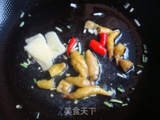 酸鲜墨鱼仔的做法步骤：6