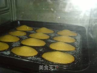 性感的蛋糕---焦糖玛德琳的做法步骤：9