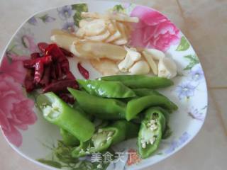 香辣鸭煲的做法步骤：3