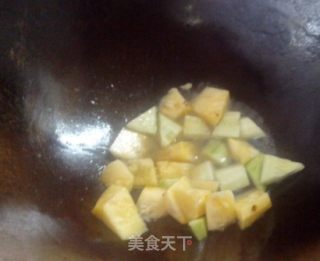 酸甜咕噜肉的做法步骤：6
