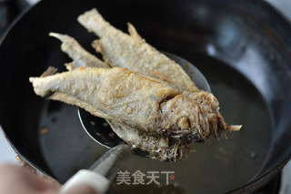 酥香小黄花鱼的做法步骤：6