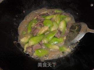 丝瓜炒牛肉的做法步骤：10
