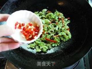 唯我独爱的蔬菜----【豆豉炒苦瓜】的做法步骤：11