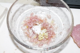 营养小菜。。。肉末鸡蛋蒸豆腐的做法步骤：2