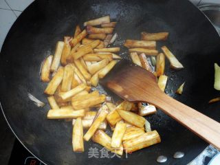 张炎家的美味红烧菜之二------红烧杏鲍菇的做法步骤：6