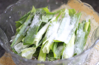 牛肉速冻水饺的做法步骤：1