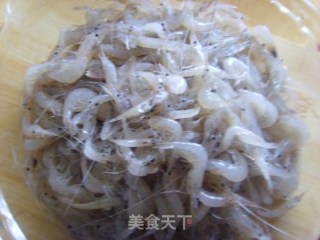 蒜香江虾的做法步骤：2