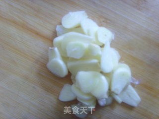 蒜香江虾的做法步骤：3