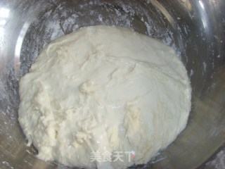 猪肉洋葱馅饼的做法步骤：1