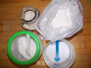 蔓越莓面包卷和红豆面包的做法步骤：1