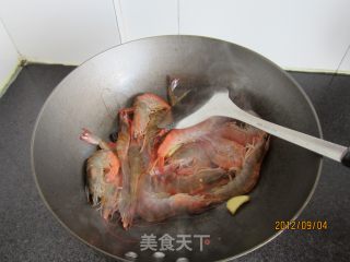 红烧对虾的做法步骤：2