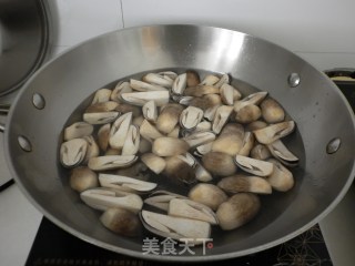 家常小炒------草茹炒鸡蛋的做法步骤：3